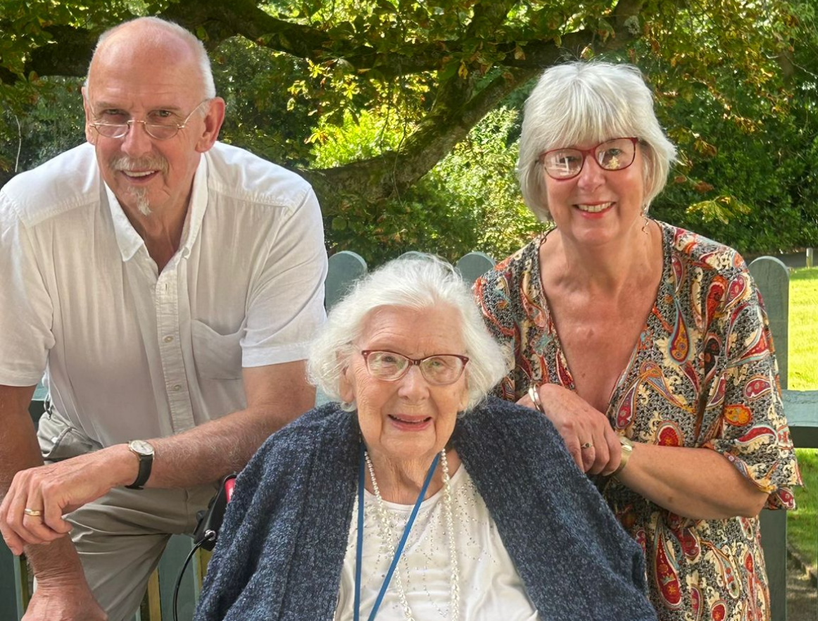 WhatsApp Image 2025-11-27 at 13.31.30_fb9bd348